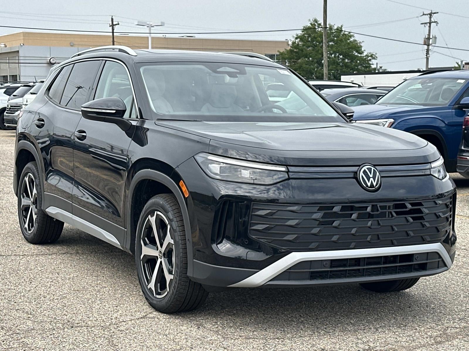 2026 Volkswagen Tiguan SE 4MOTION