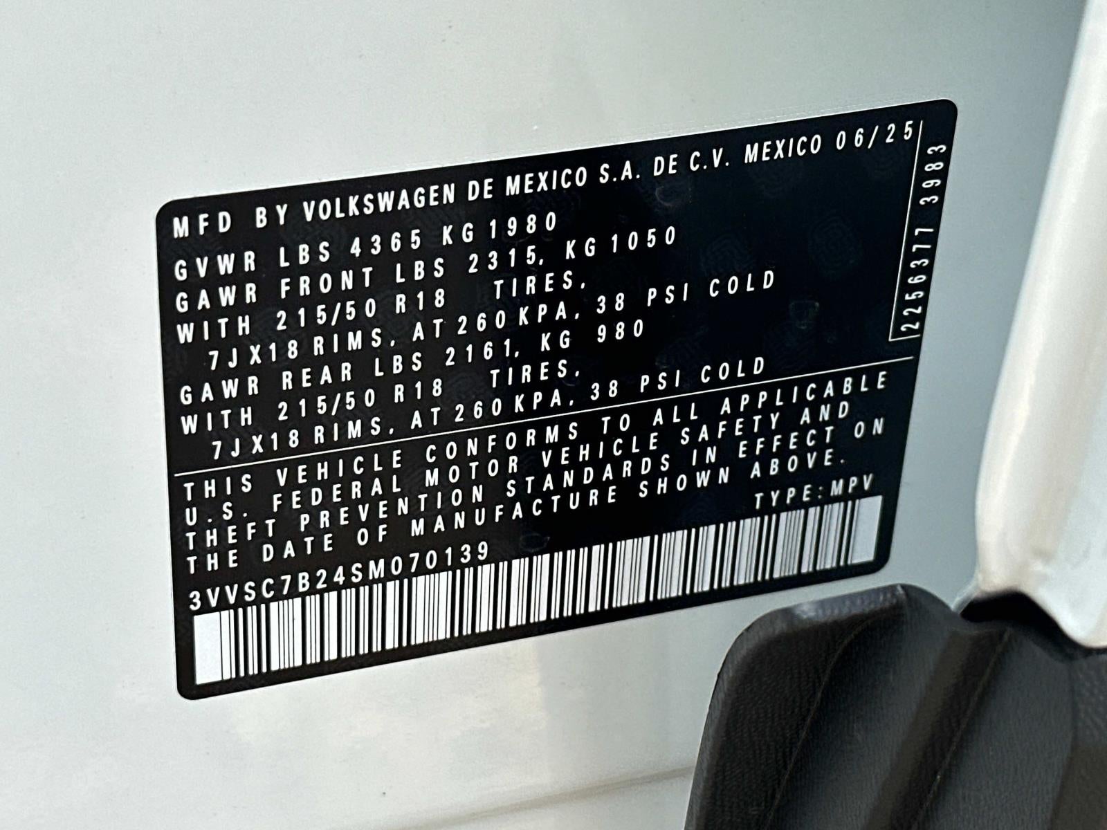 2025 Volkswagen Taos 1.5T SE