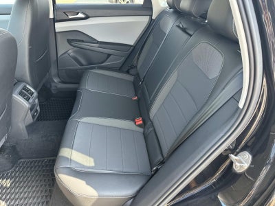 2023 Volkswagen Taos SE FWD