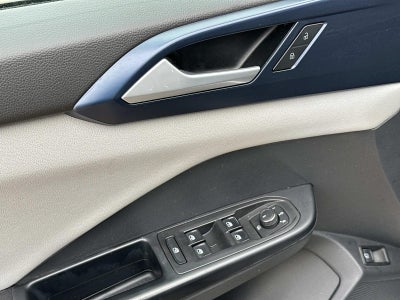 2023 Volkswagen Taos SE FWD