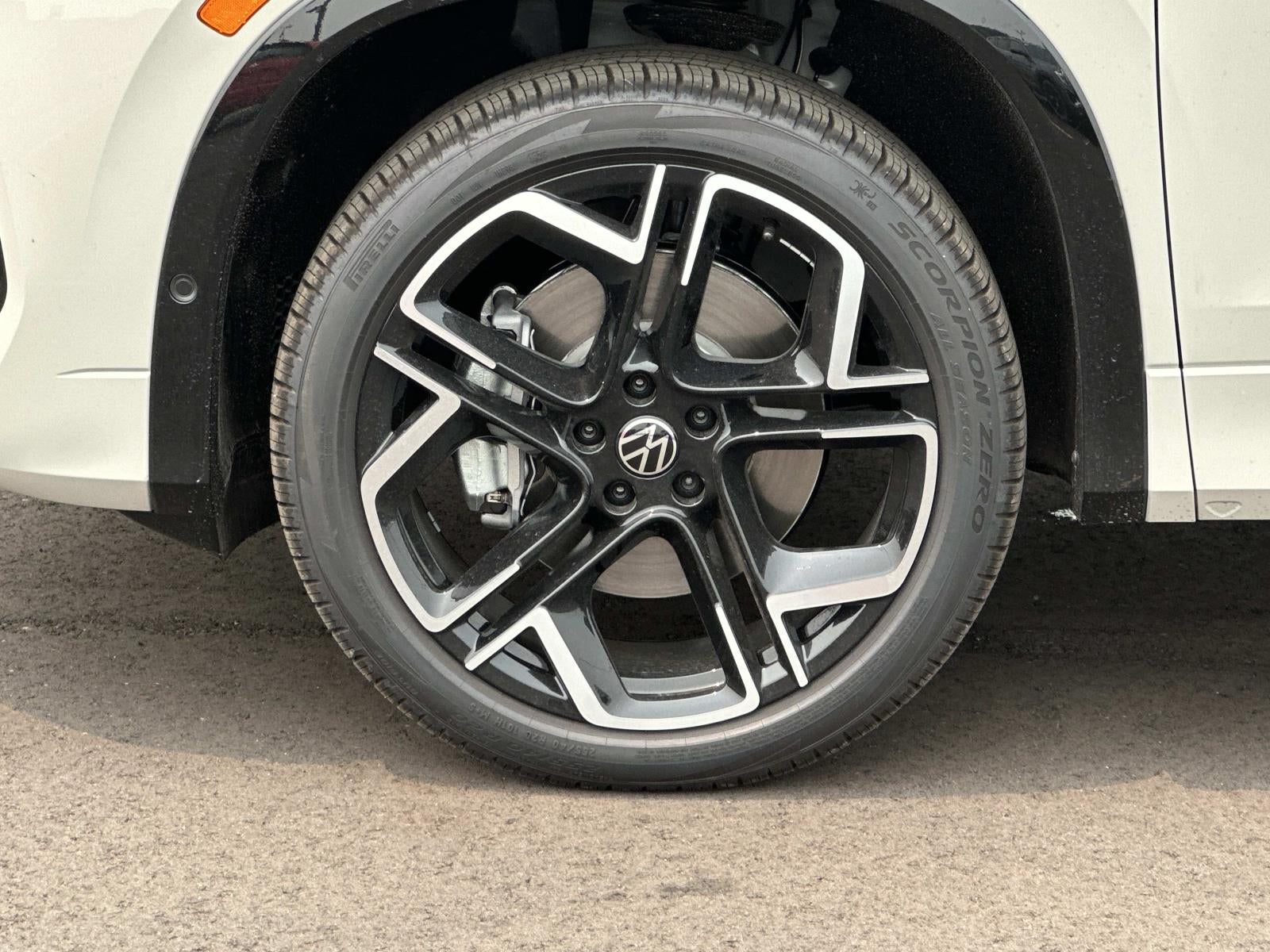 2026 Volkswagen Tiguan SEL R-Line Turbo 4MOTION