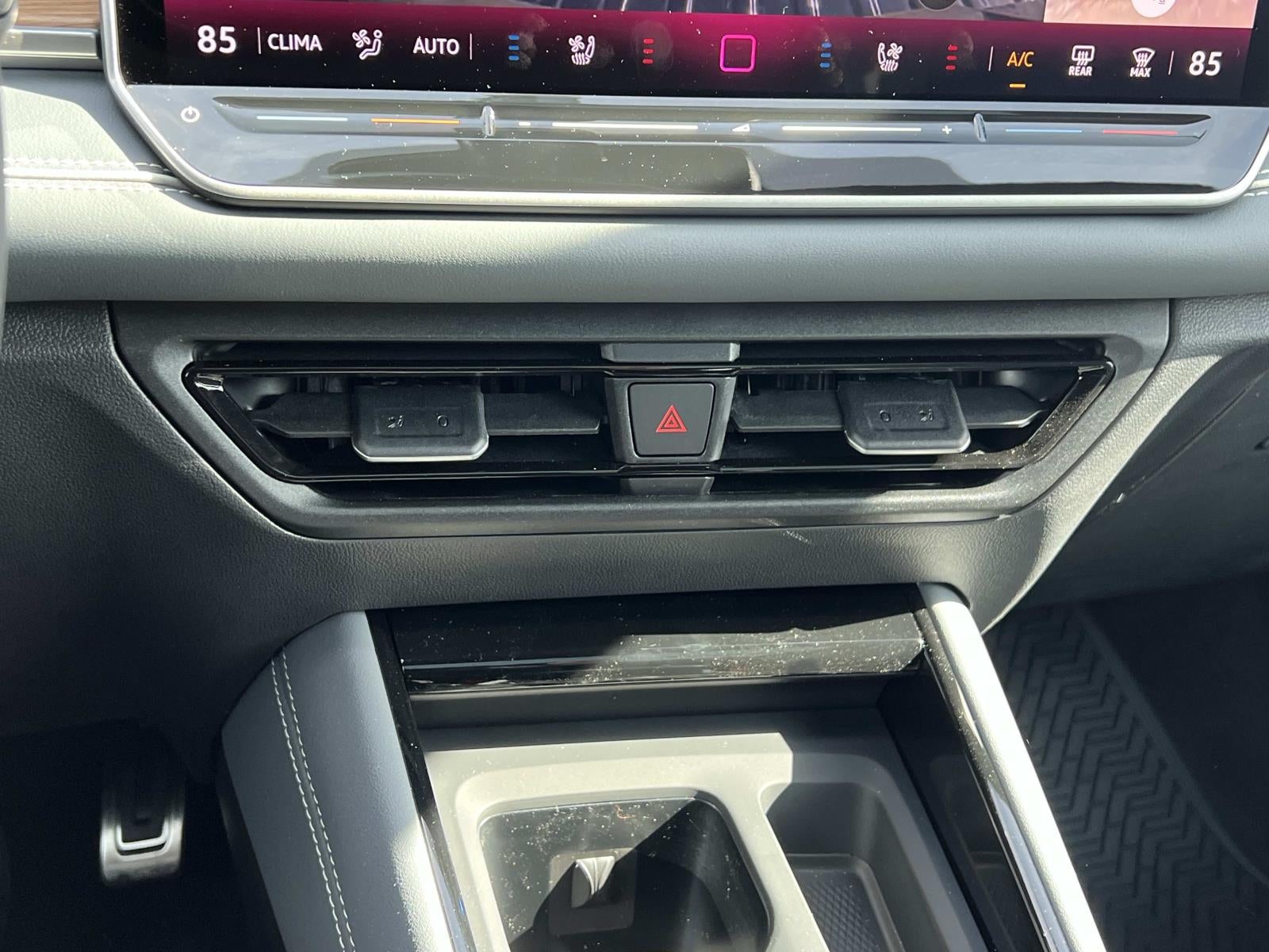 2026 Volkswagen Tiguan 2.0T SEL R-Line Turbo 4MOTION