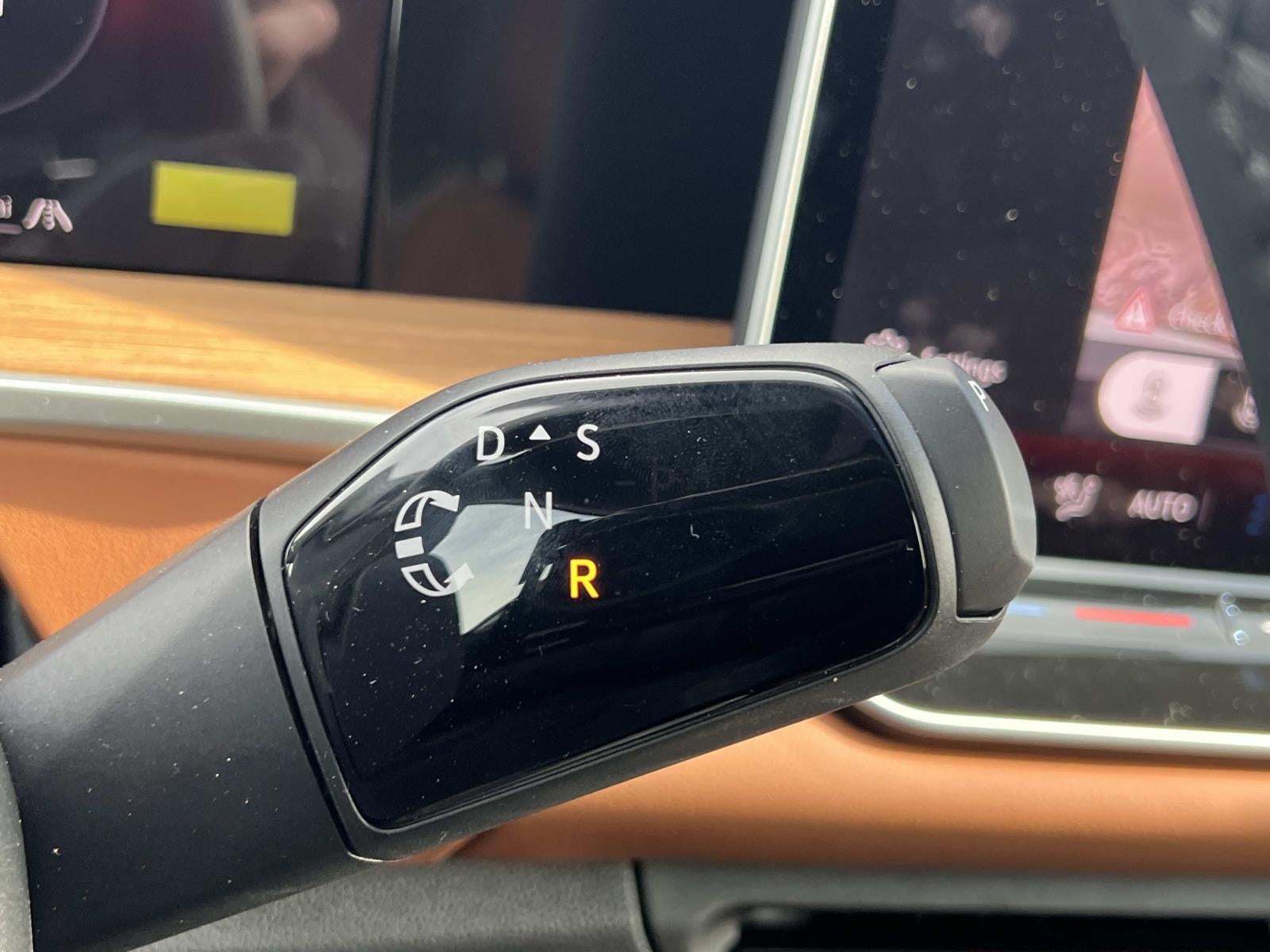 2026 Volkswagen Tiguan 2.0T SEL R-Line Turbo 4MOTION