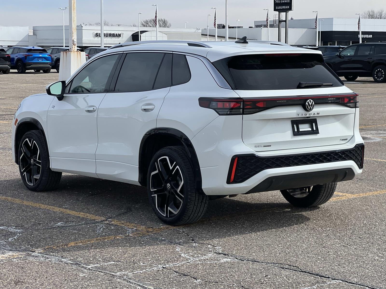 2026 Volkswagen Tiguan 2.0T SEL R-Line Turbo 4MOTION