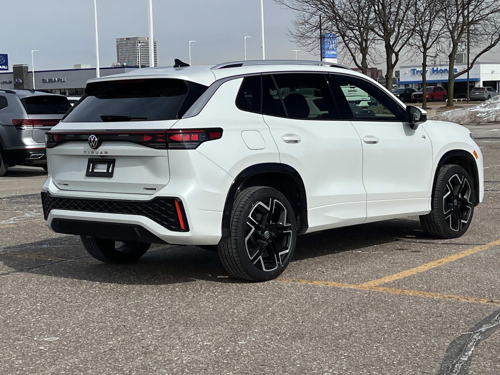 2026 Volkswagen Tiguan 2.0T SEL R-Line Turbo 4MOTION