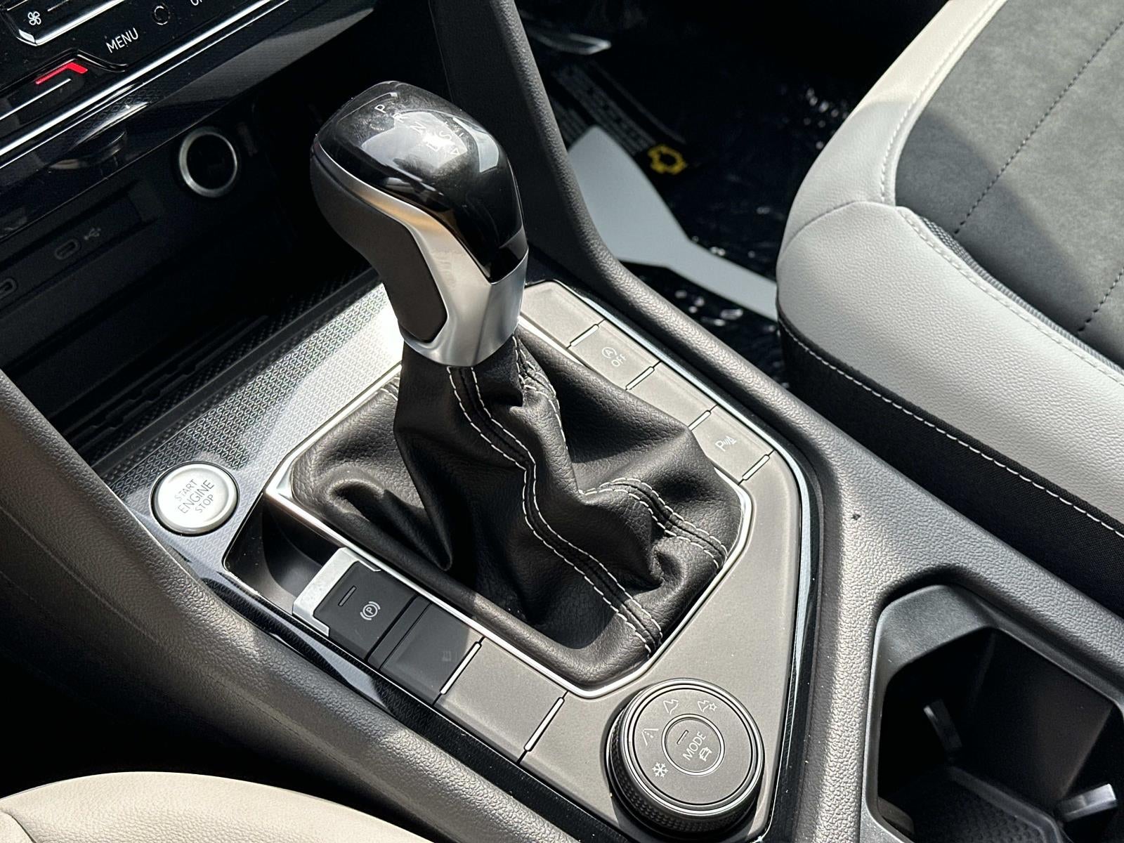 2026 Volkswagen Taos SE 4MOTION