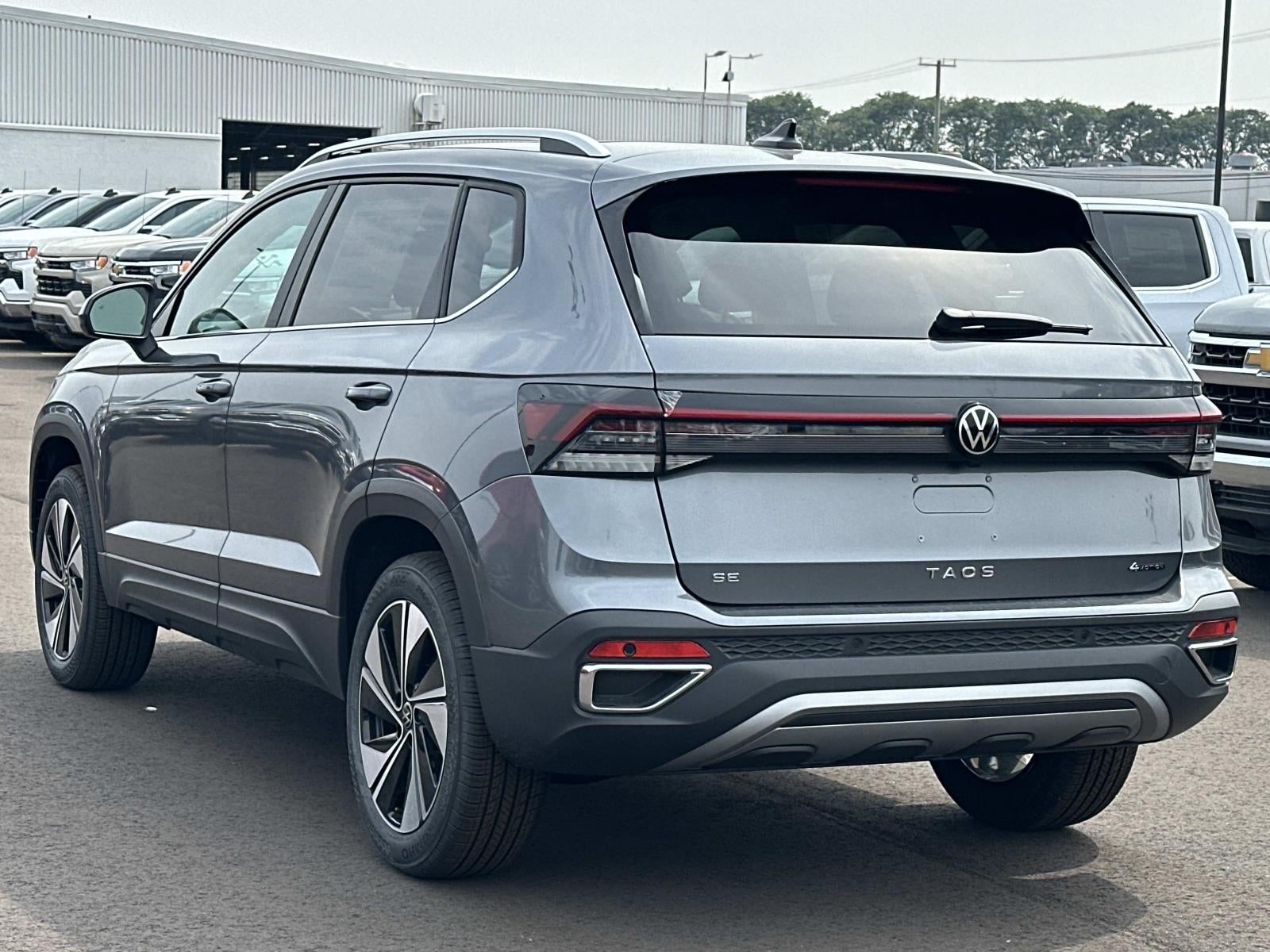 2026 Volkswagen Taos SE 4MOTION