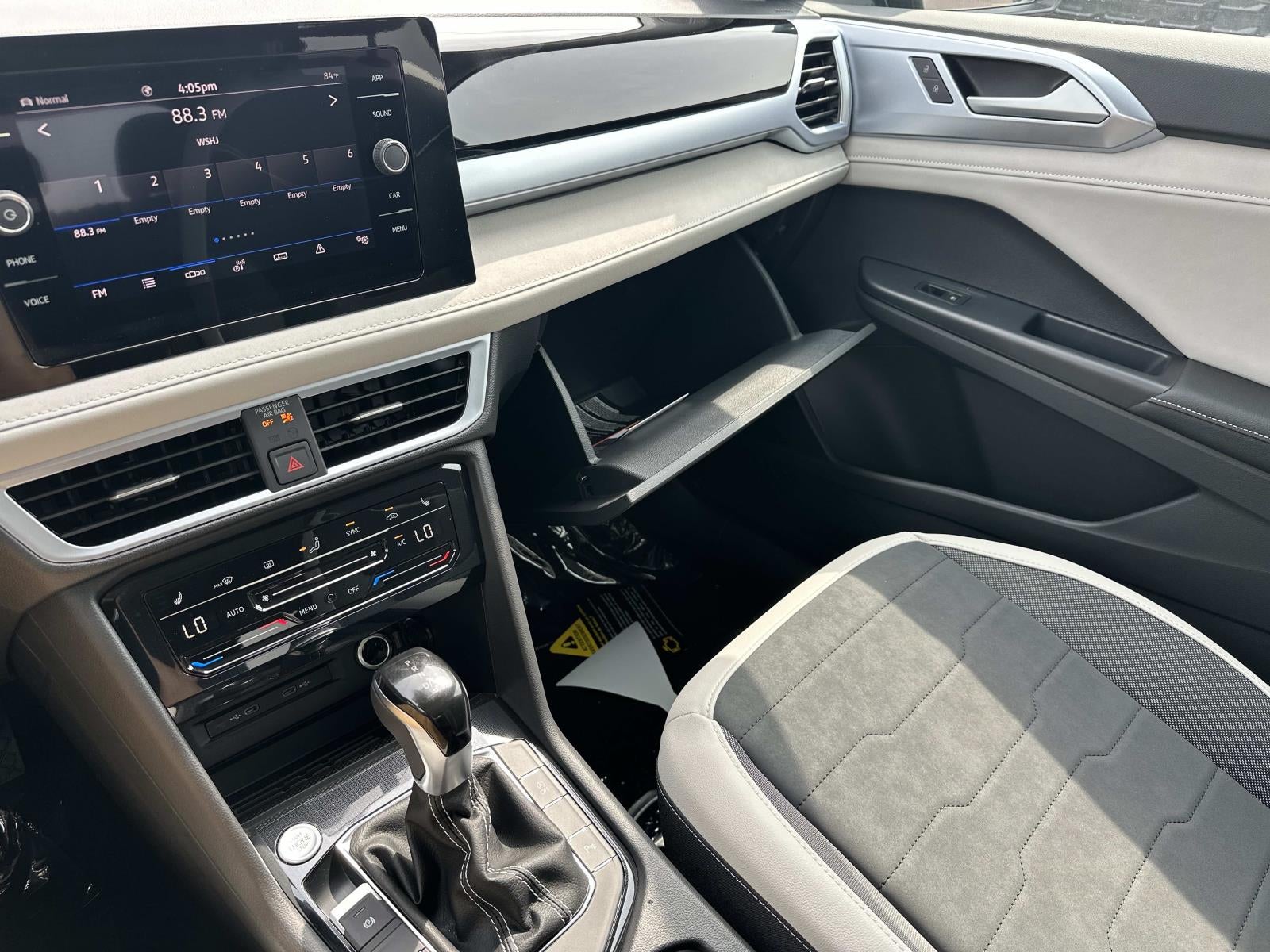 2026 Volkswagen Taos SE 4MOTION