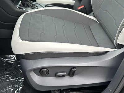 2026 Volkswagen Taos SE 4MOTION