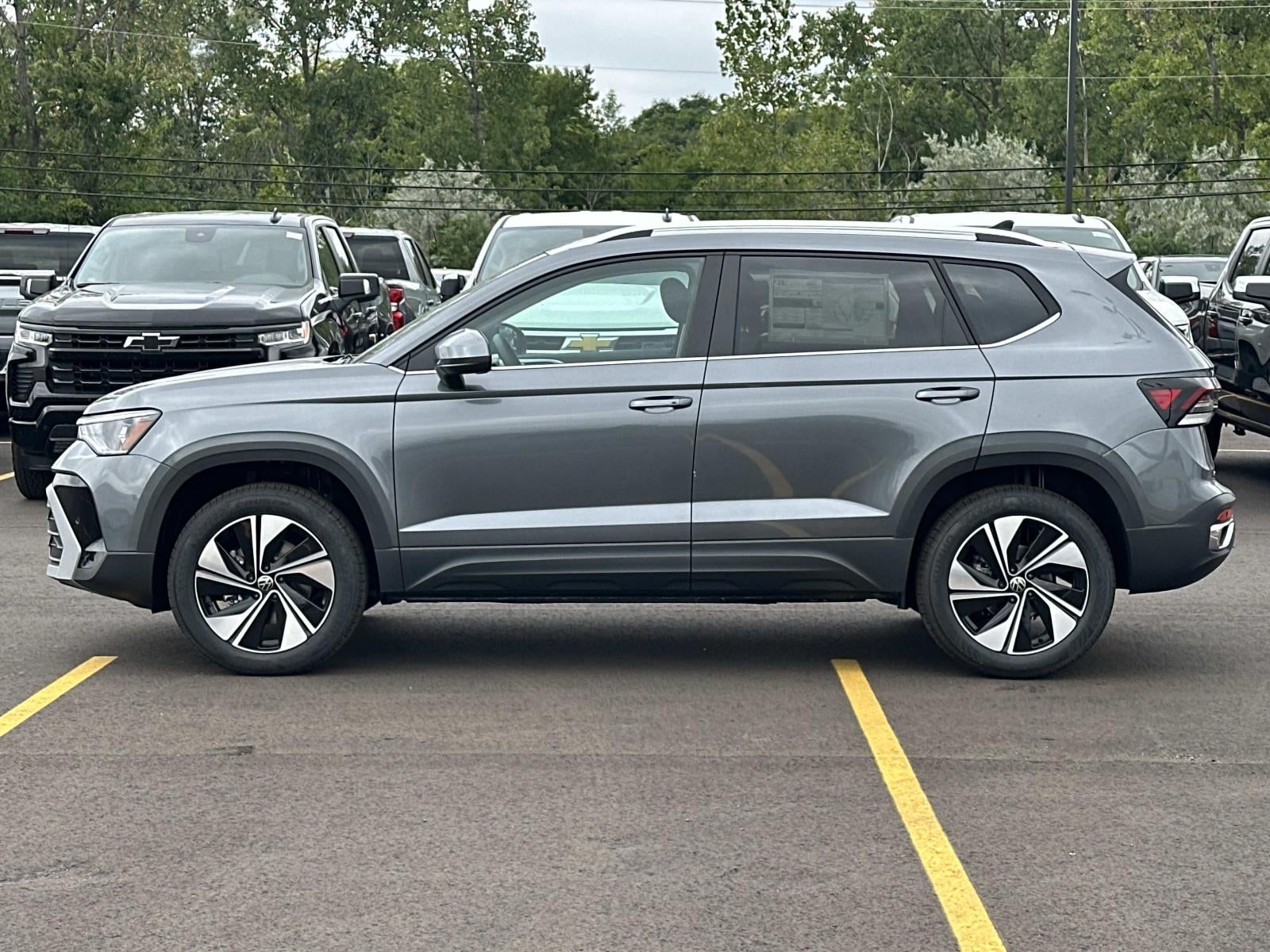 2026 Volkswagen Taos SE 4MOTION