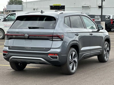 2026 Volkswagen Taos SE 4MOTION