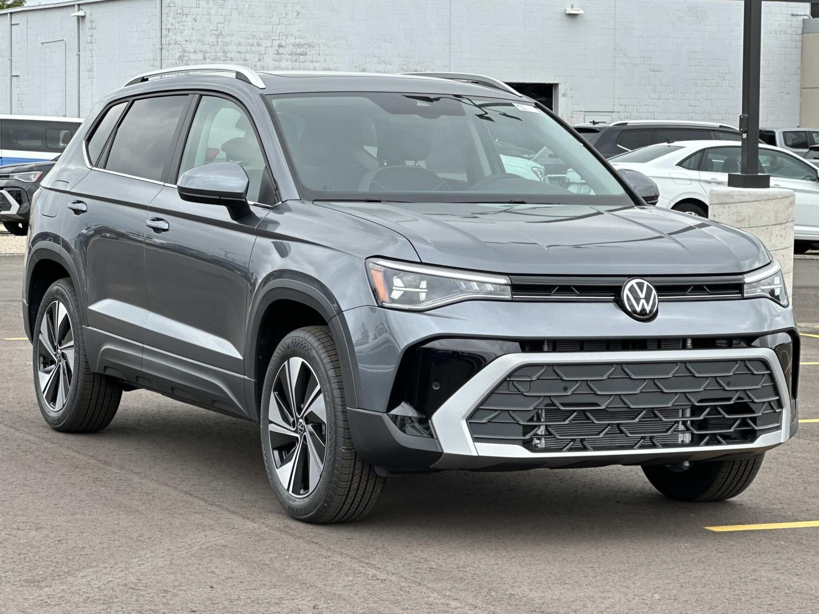 2026 Volkswagen Taos SE 4MOTION