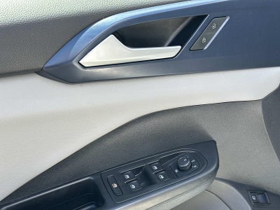 2023 Volkswagen Taos SE 4MOTION *Ltd Avail*