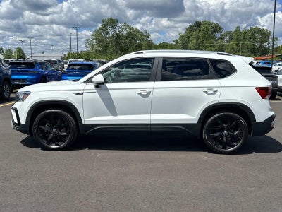 2023 Volkswagen Taos SE 4MOTION *Ltd Avail*