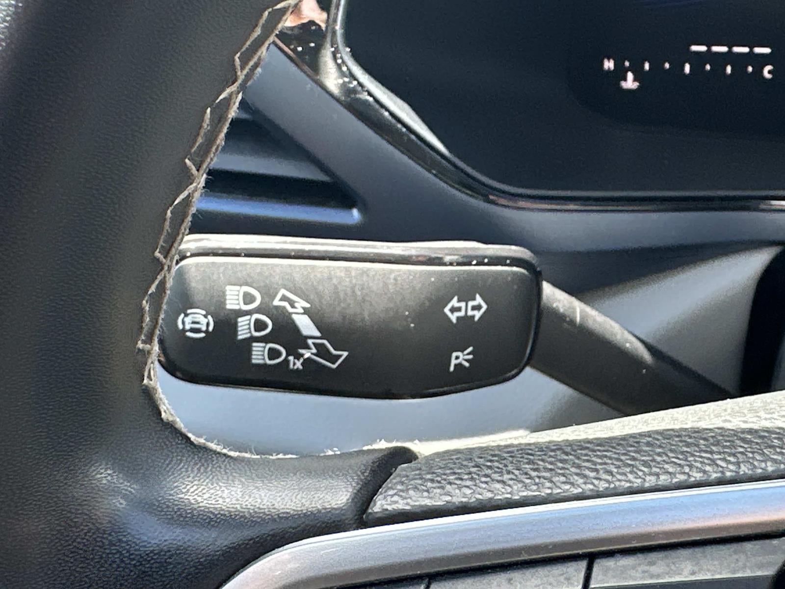 2023 Volkswagen Taos SE 4MOTION *Ltd Avail*