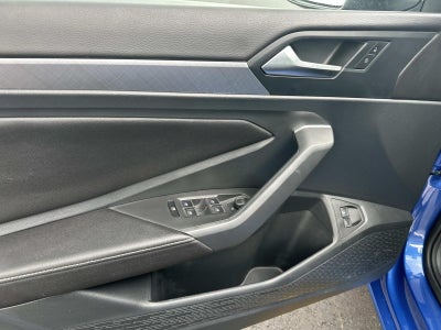 2023 Volkswagen Jetta SE Auto