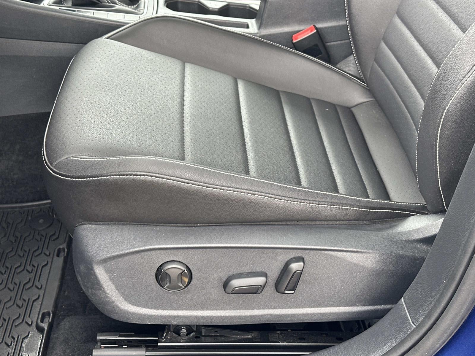 2023 Volkswagen Jetta SE Auto