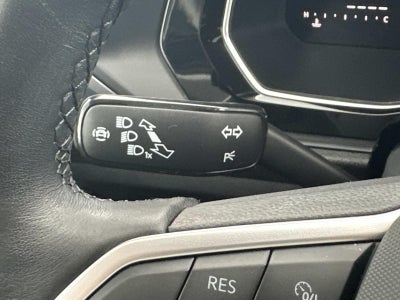 2023 Volkswagen Jetta SE Auto