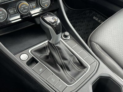 2023 Volkswagen Jetta SE Auto