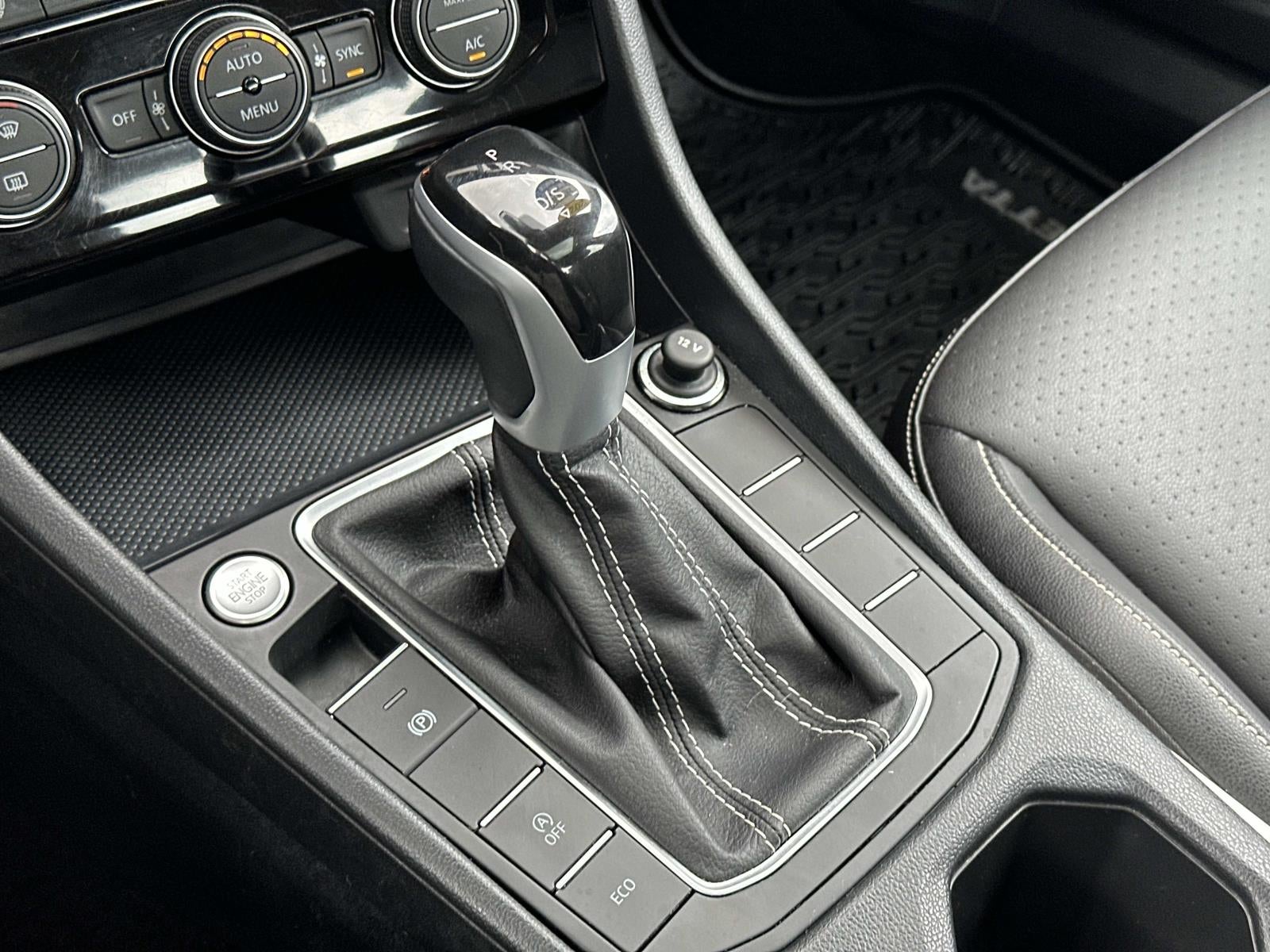 2023 Volkswagen Jetta SE Auto