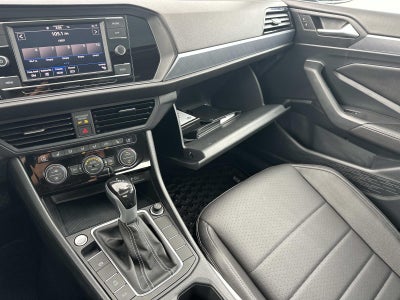 2023 Volkswagen Jetta SE Auto