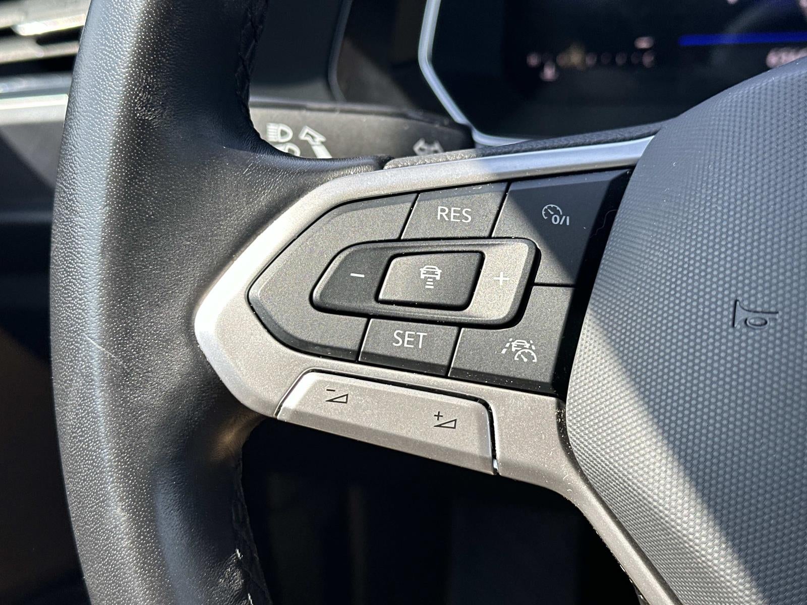 2023 Volkswagen Jetta SE Auto