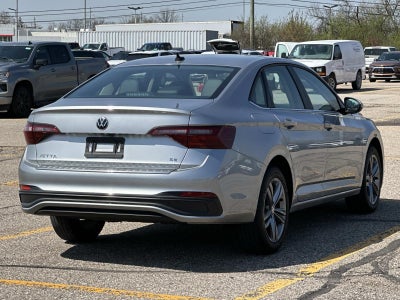 2023 Volkswagen Jetta SE Auto