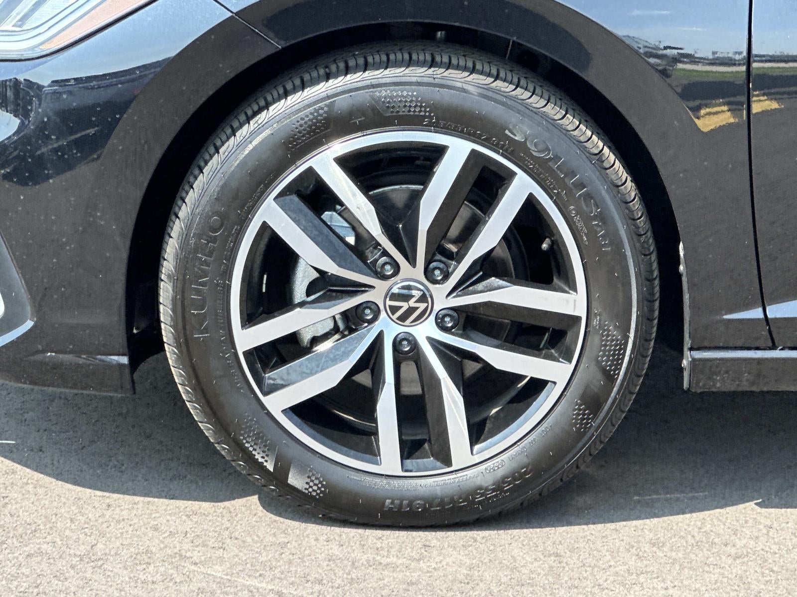 2025 Volkswagen Jetta SE Auto
