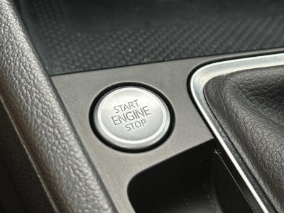 2022 Volkswagen Jetta SEL Auto