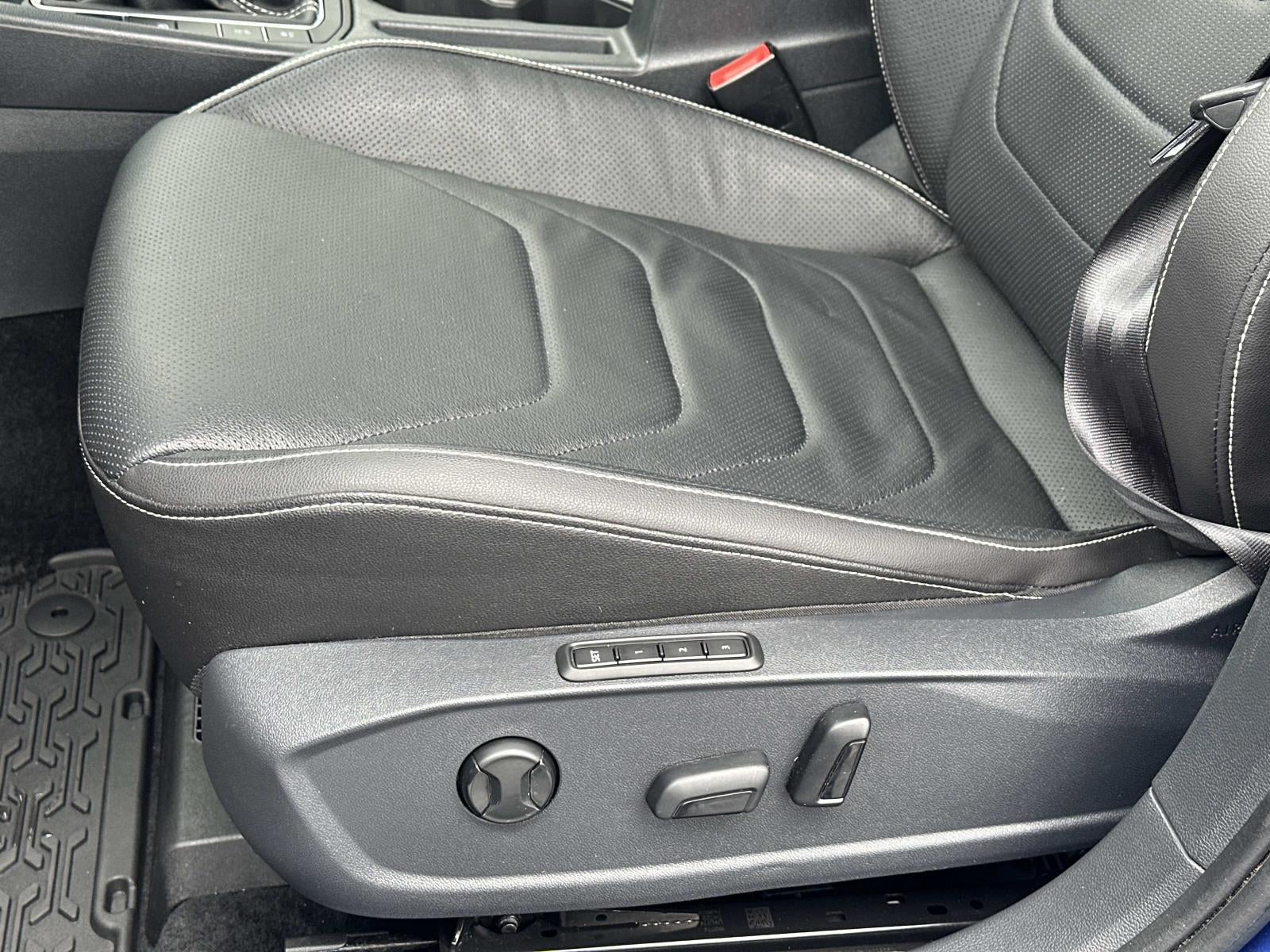2024 Volkswagen Jetta SEL Auto