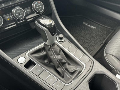 2024 Volkswagen Jetta SEL Auto
