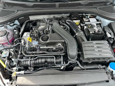 2025 Volkswagen Jetta SEL Auto