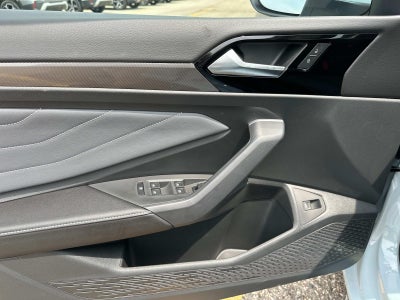 2025 Volkswagen Jetta SEL Auto