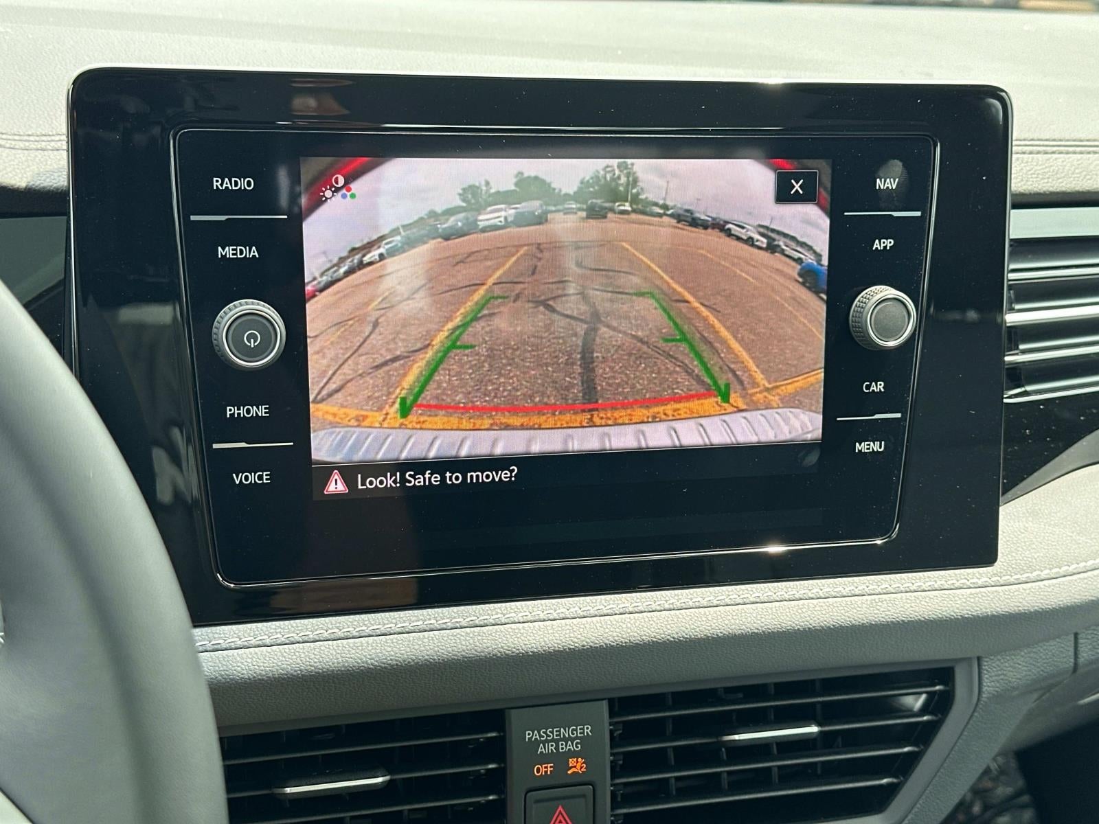 2025 Volkswagen Jetta SEL Auto