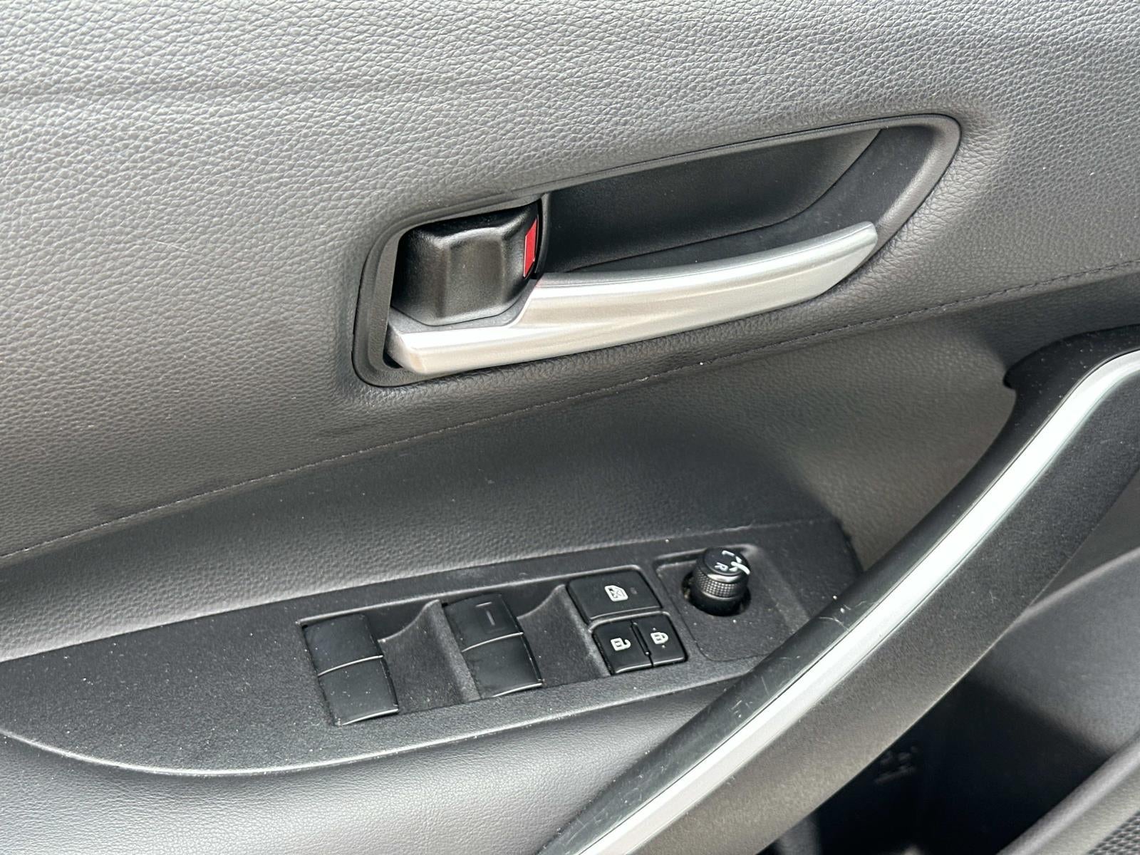 2020 Toyota Corolla SE CVT (Natl)