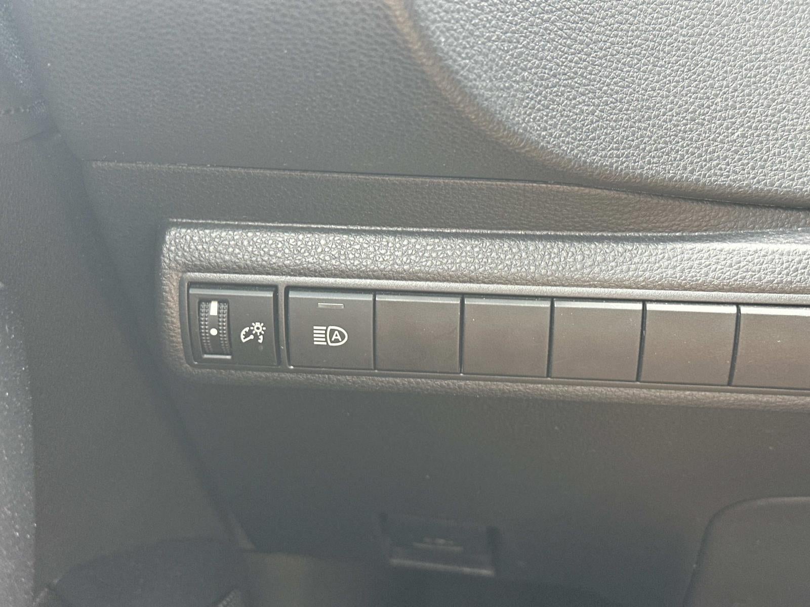 2020 Toyota Corolla SE CVT (Natl)