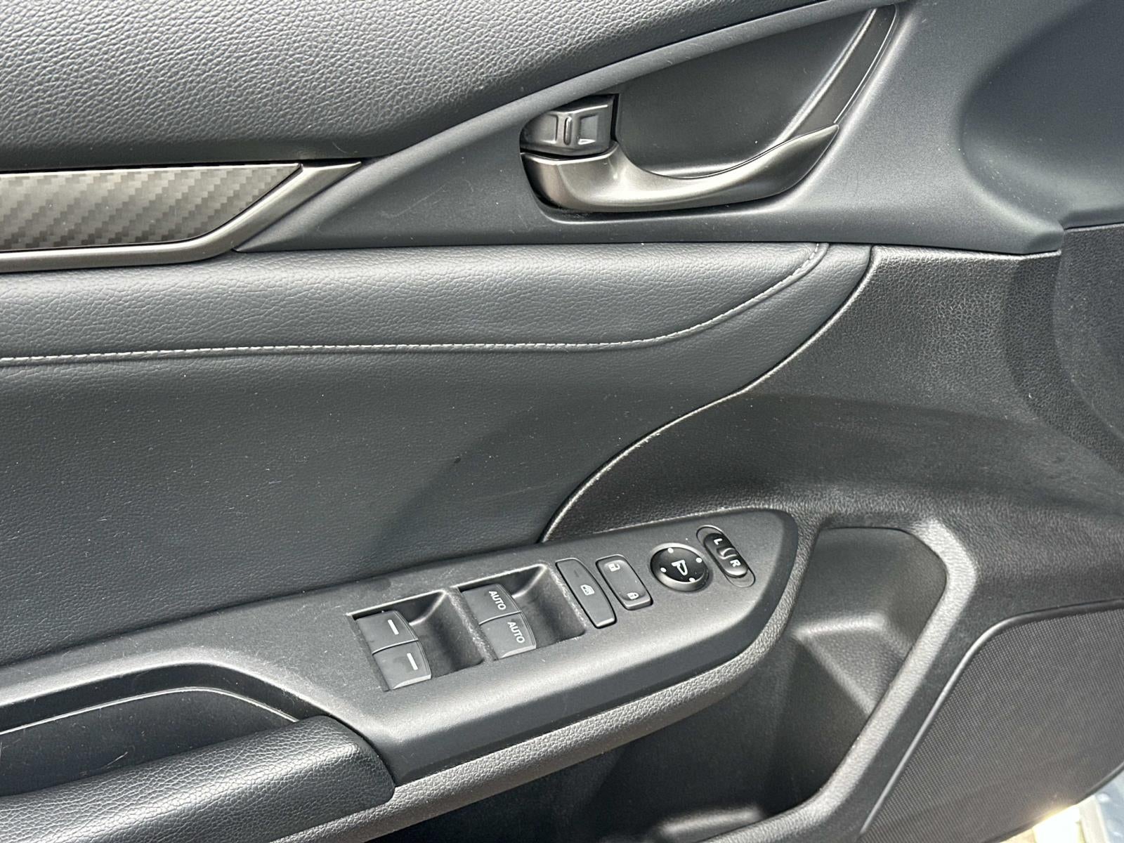 2017 Honda Civic Hatchback Sport Touring CVT