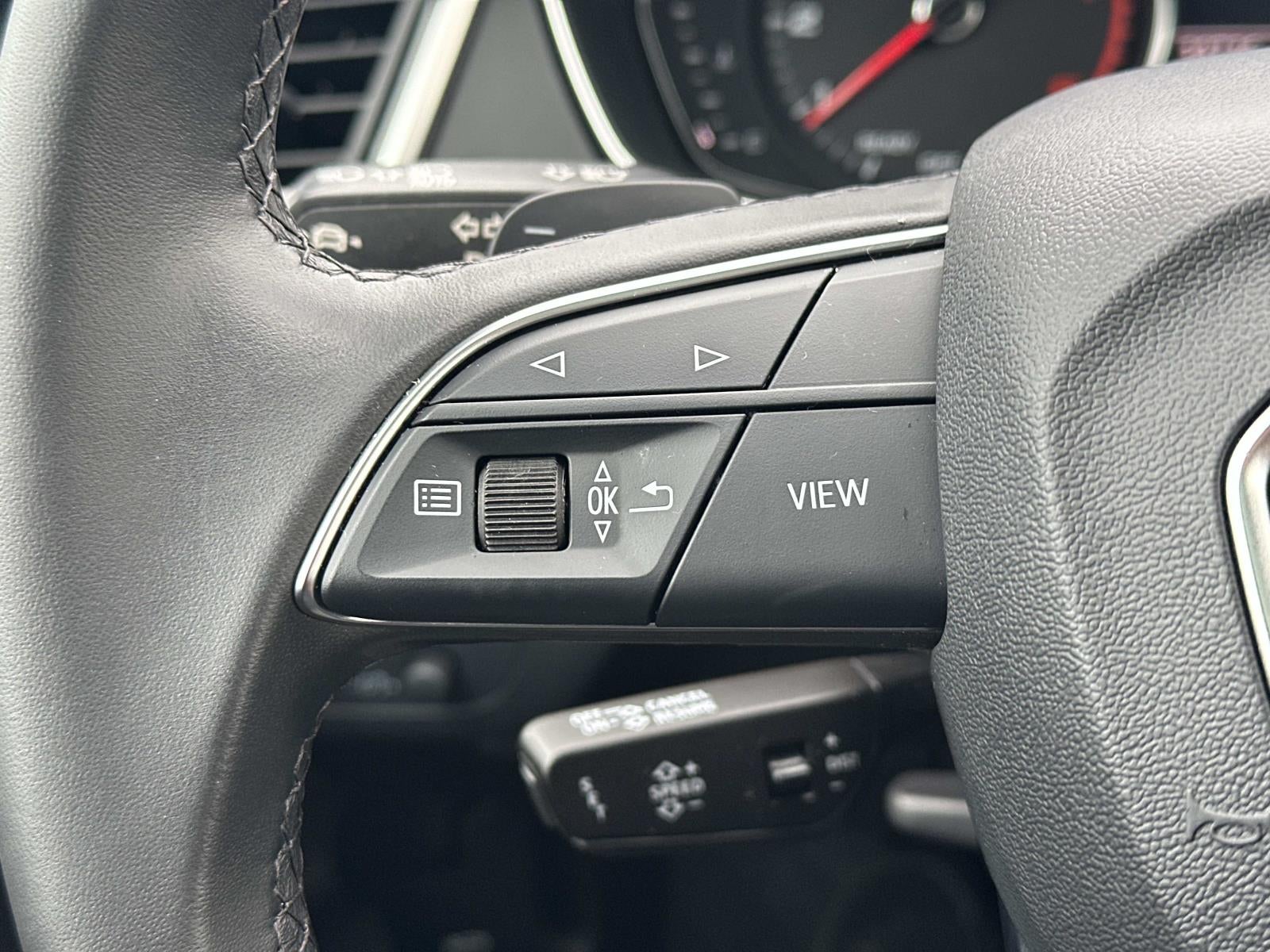 2023 Audi Q5 Premium 40 TFSI quattro