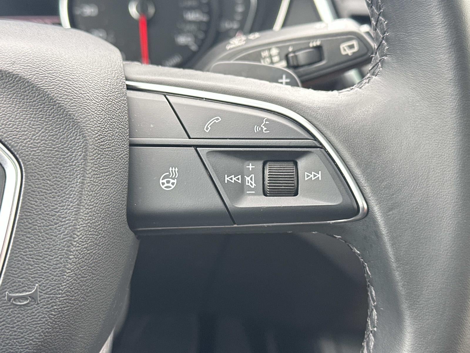 2023 Audi Q5 Premium 40 TFSI quattro