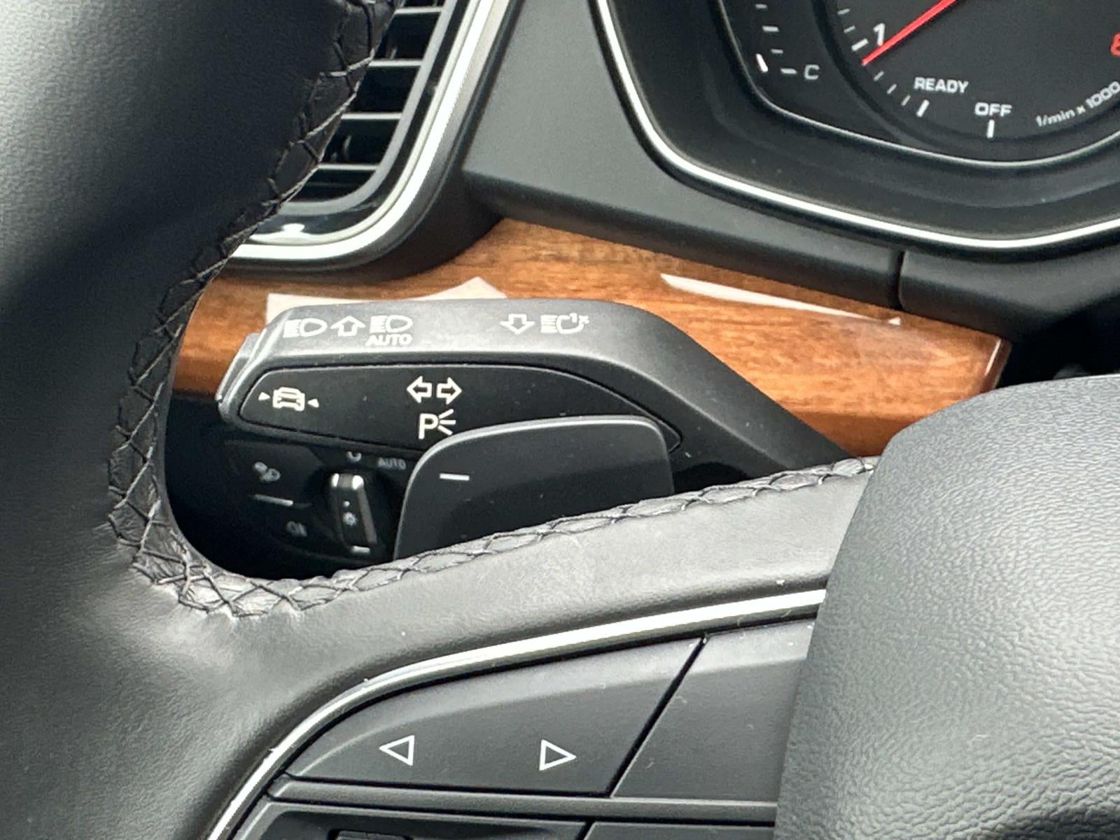 2023 Audi Q5 Premium 40 TFSI quattro