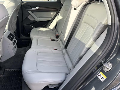 2024 Audi Q5 Premium 40 TFSI quattro