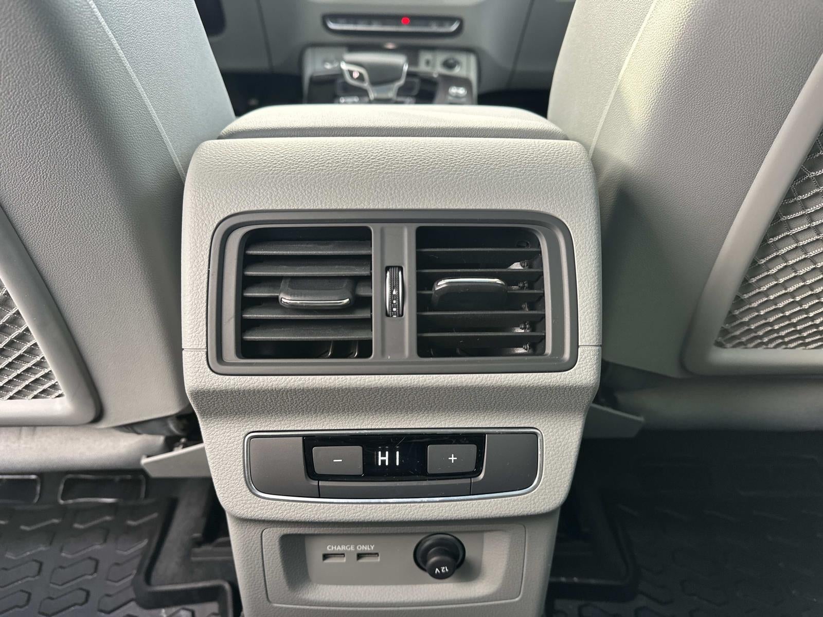 2024 Audi Q5 Premium 40 TFSI quattro