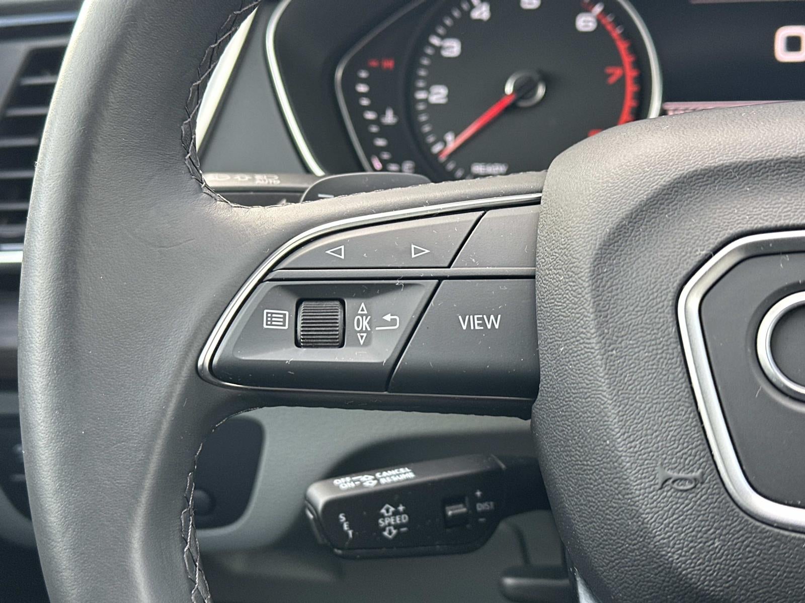 2024 Audi Q5 Premium 40 TFSI quattro