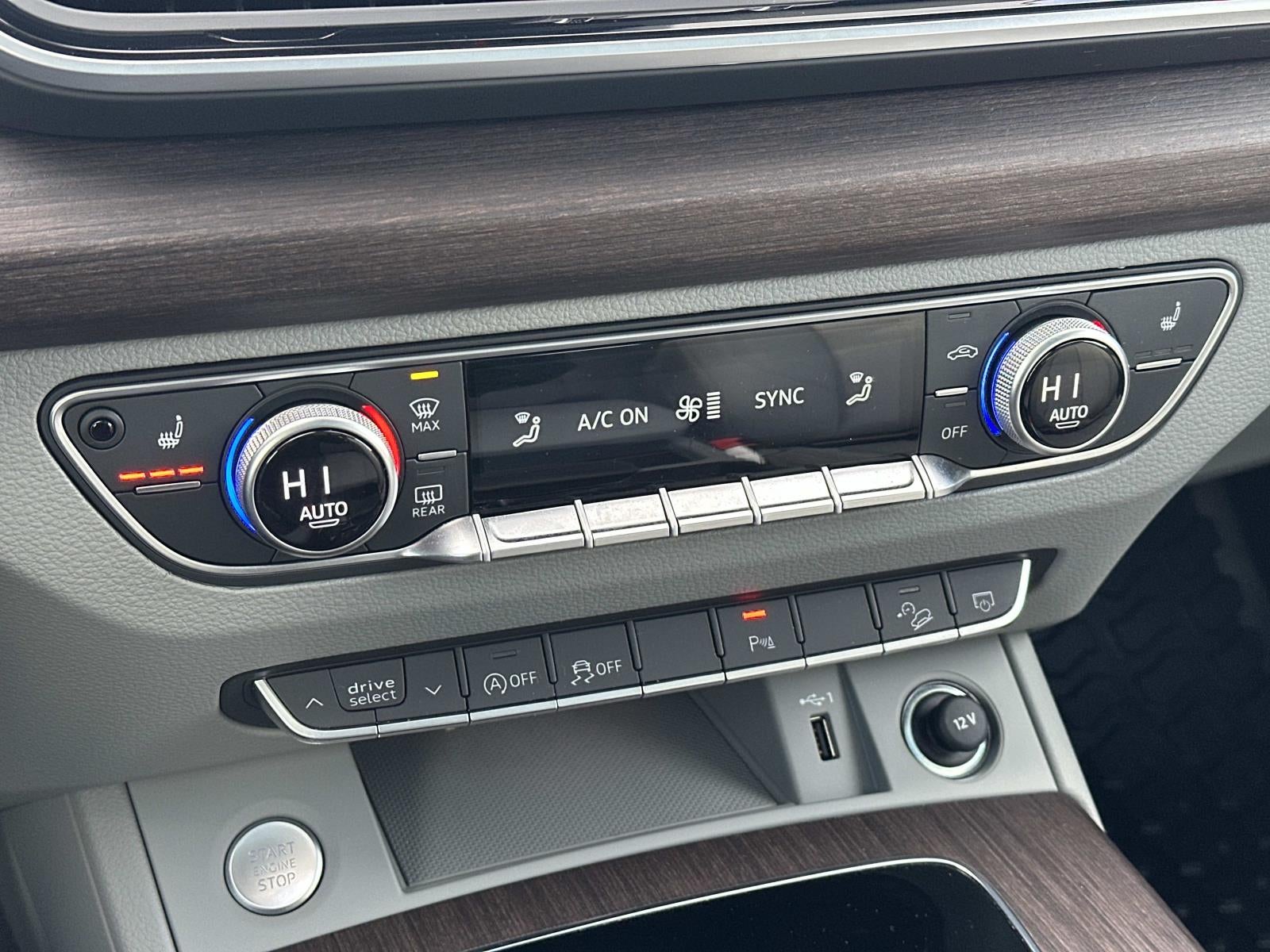 2024 Audi Q5 Premium 40 TFSI quattro