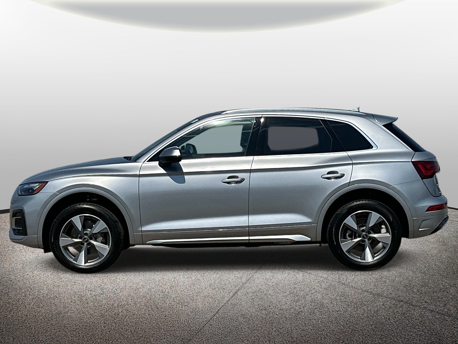 2023 Audi Q5 Premium 40 TFSI quattro