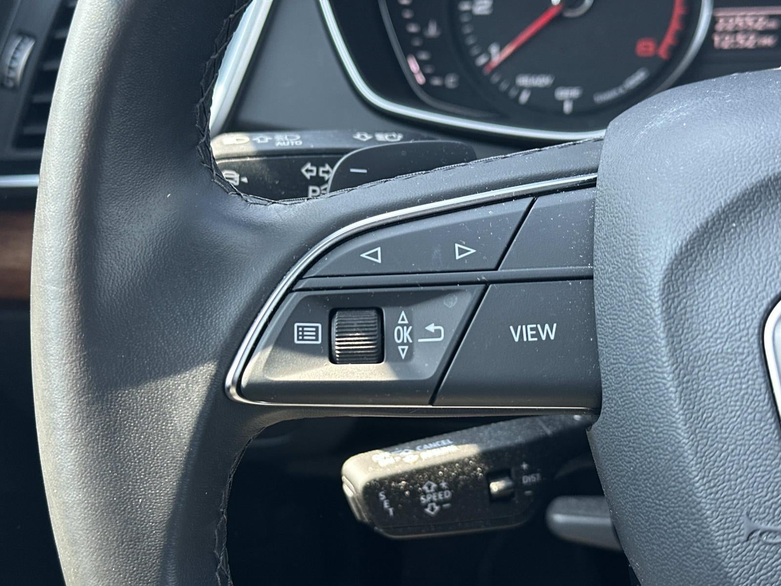 2023 Audi Q5 Premium 40 TFSI quattro