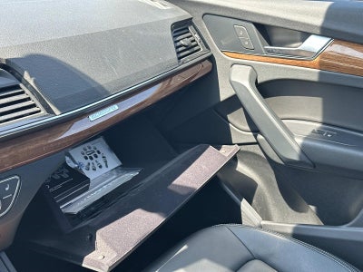 2023 Audi Q5 Premium 40 TFSI quattro