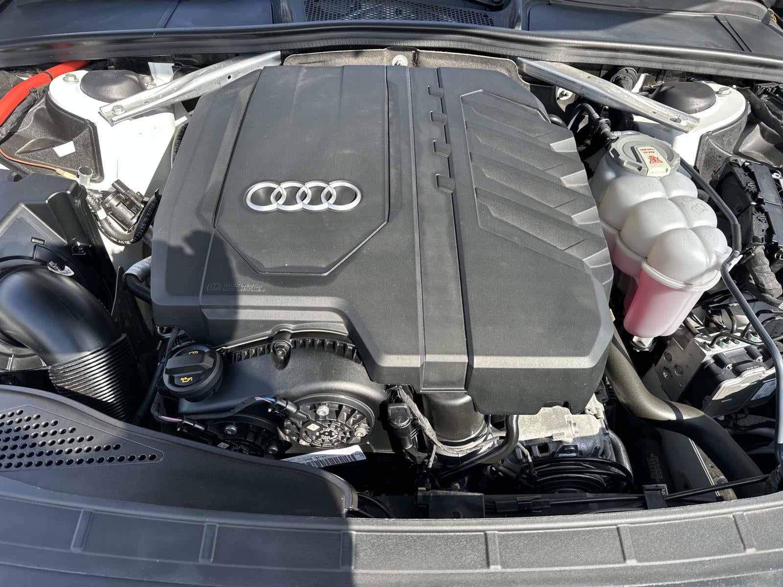 2023 Audi A4 Sedan Premium Plus 40 TFSI quattro