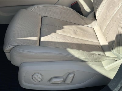 2023 Audi A4 Sedan Premium Plus 40 TFSI quattro