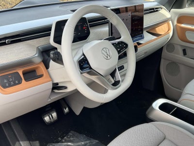 2025 Volkswagen ID. Buzz Pro S Plus 4MOTION w/Two-Tone